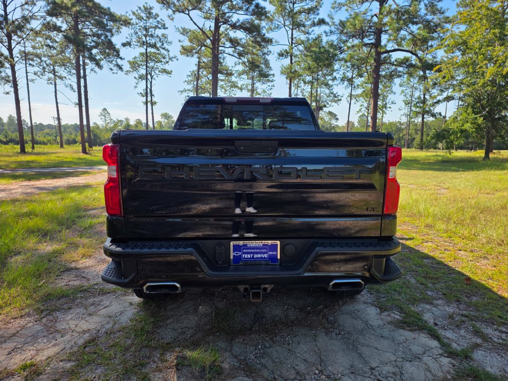 Used 2021 Chevrolet Silverado 1500 LT Trail Boss w/ Convenience Package II AWD/4WD image 4
