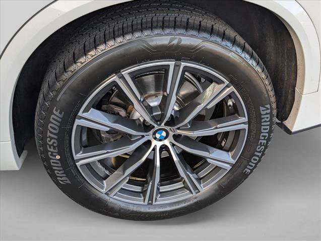 Used 2021 BMW X5 xDrive40i w/ M Sport Package AWD/4WD image 27