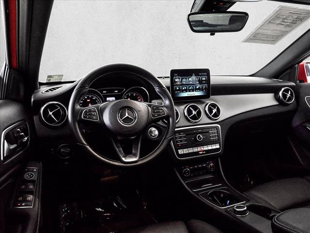 Used 2018 Mercedes-Benz GLA 250 4MATIC image 19
