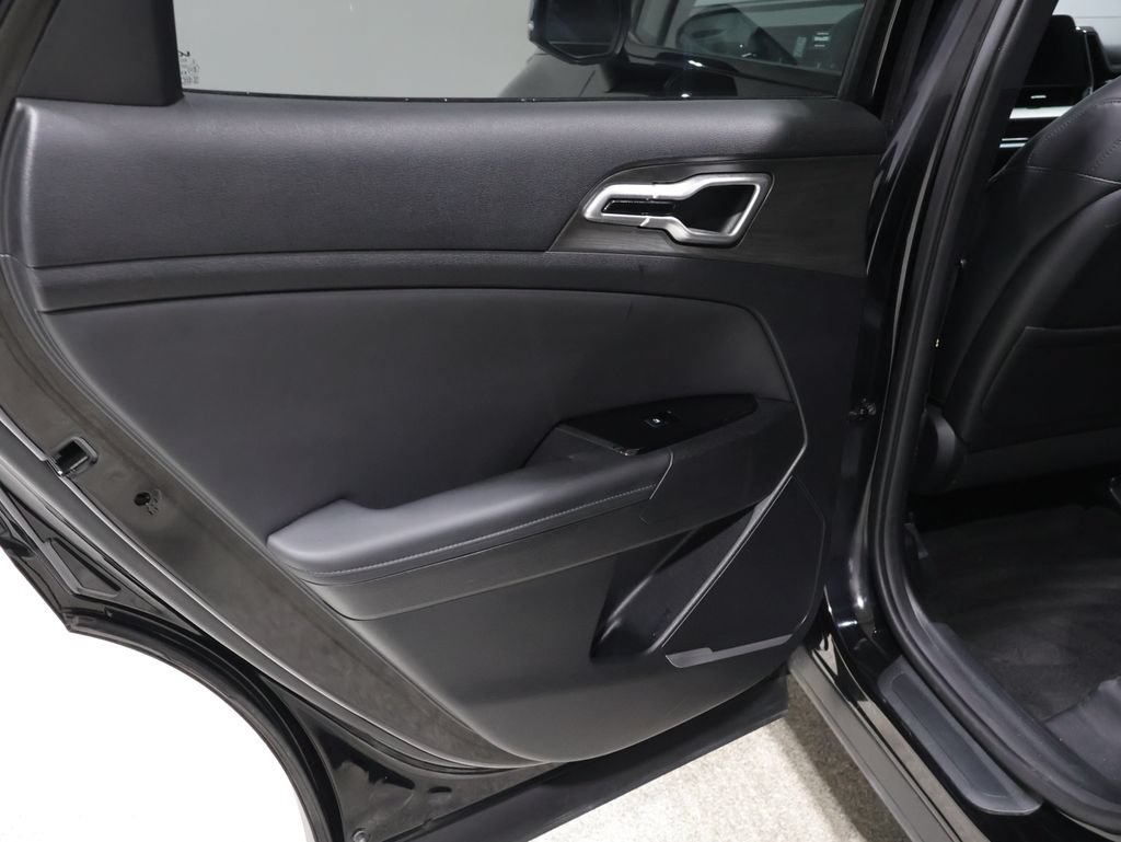 Used 2025 Kia Sportage X-Line w/ Premium Package AWD/4WD image 19