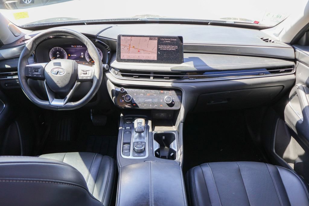 Used 2023 INFINITI QX60 Luxe w/ Performance Audio Package image 6