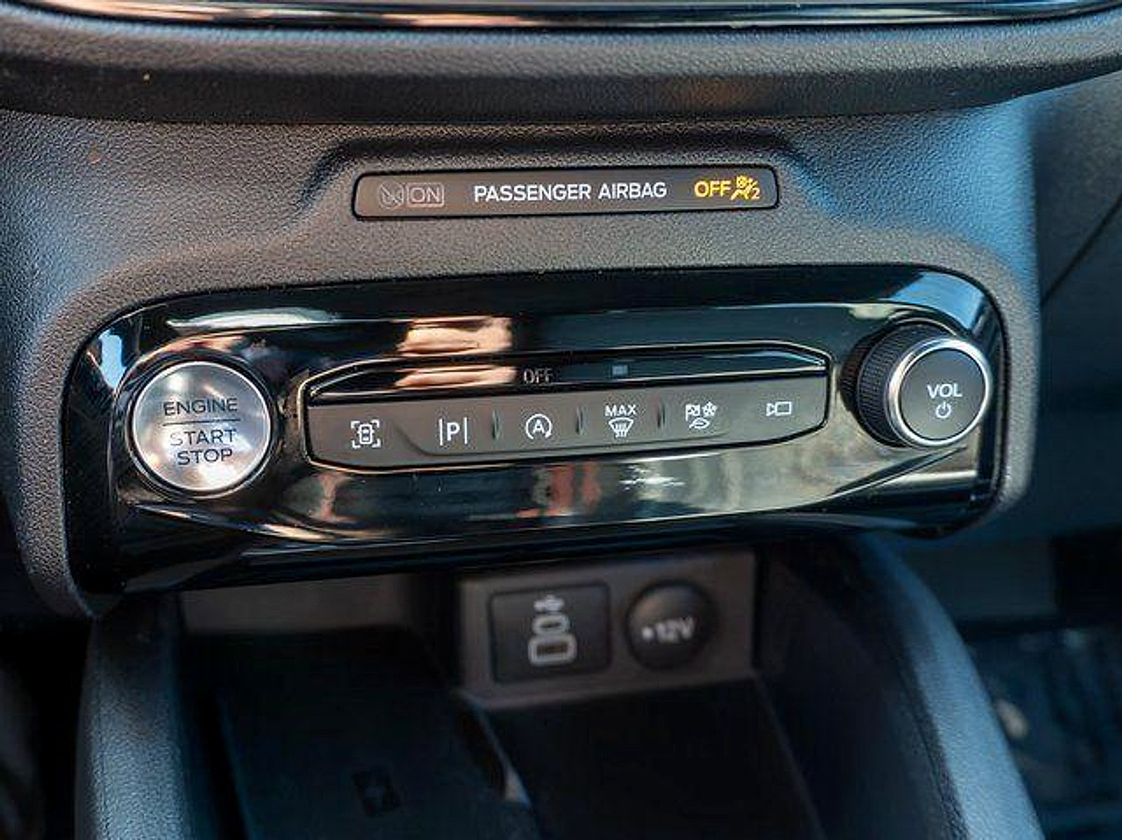 Used 2026 Ford Escape ST-Line Elite w/ Premium Technology Package AWD/4WD image 26