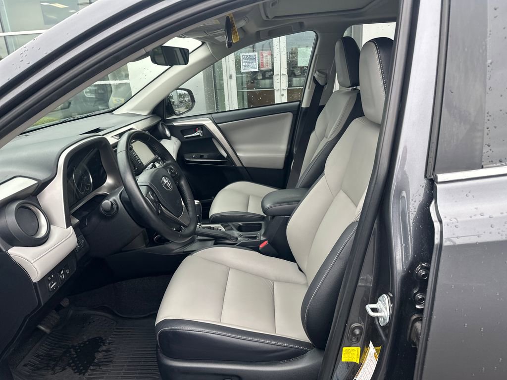 Used 2018 Toyota RAV4 Limited w/ All Weather Liner Package AWD/4WD image 9