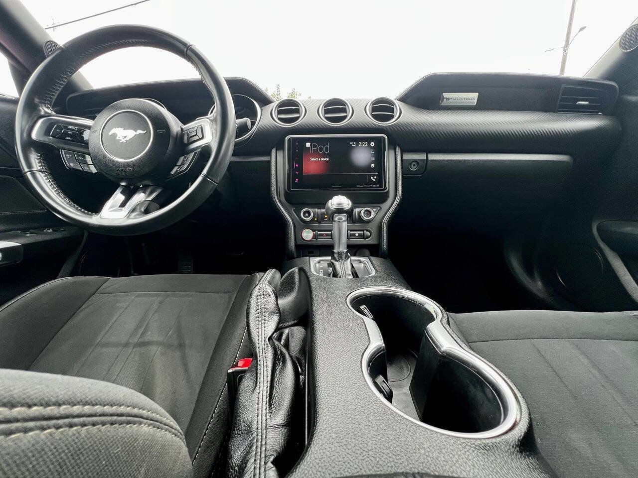 Used 2018 Ford Mustang Coupe image 33