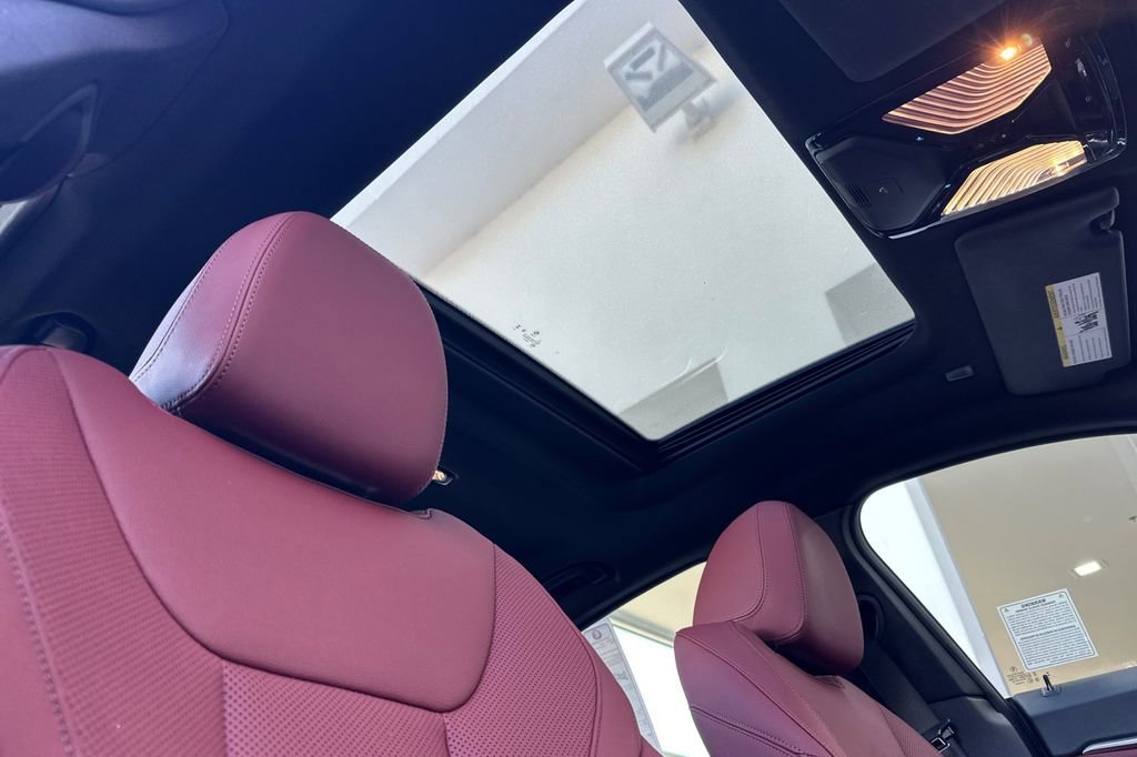 Used 2023 BMW i4 eDrive35 image 17