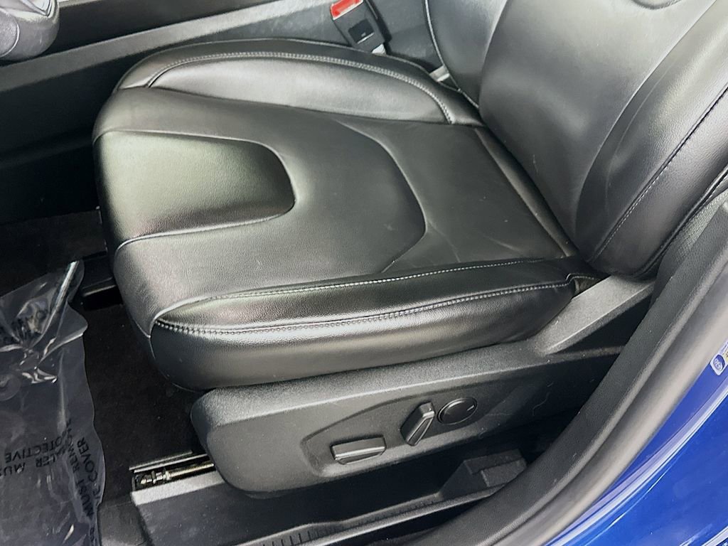 Used 2021 Ford Edge Titanium image 27