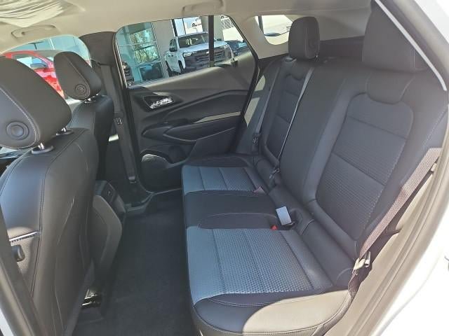 New 2026 Chevrolet Trax LT w/ Sunroof Package FWD image 24