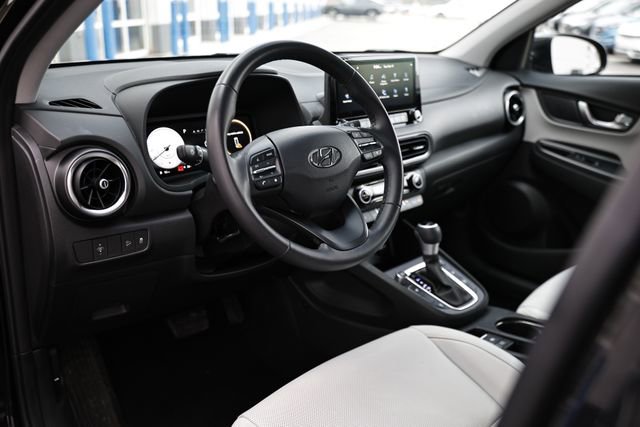 Used 2023 Hyundai Kona Limited image 20