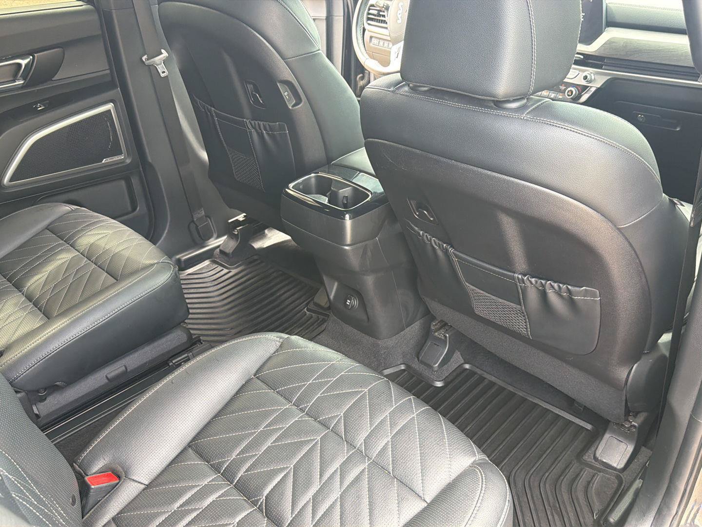Used 2023 Kia Telluride EX X-Line AWD/4WD image 17