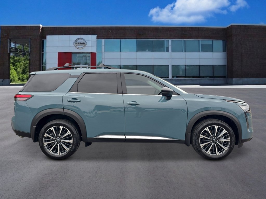 New 2026 Nissan Pathfinder Platinum AWD/4WD image 6