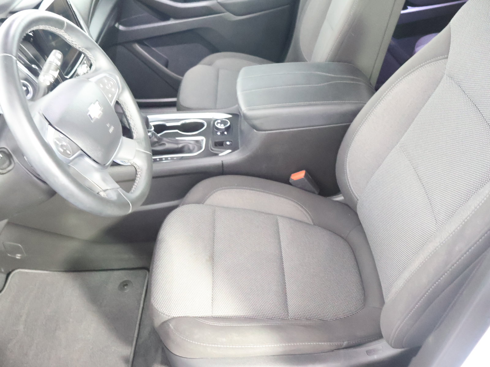 Used 2023 Chevrolet Traverse LT AWD/4WD image 25