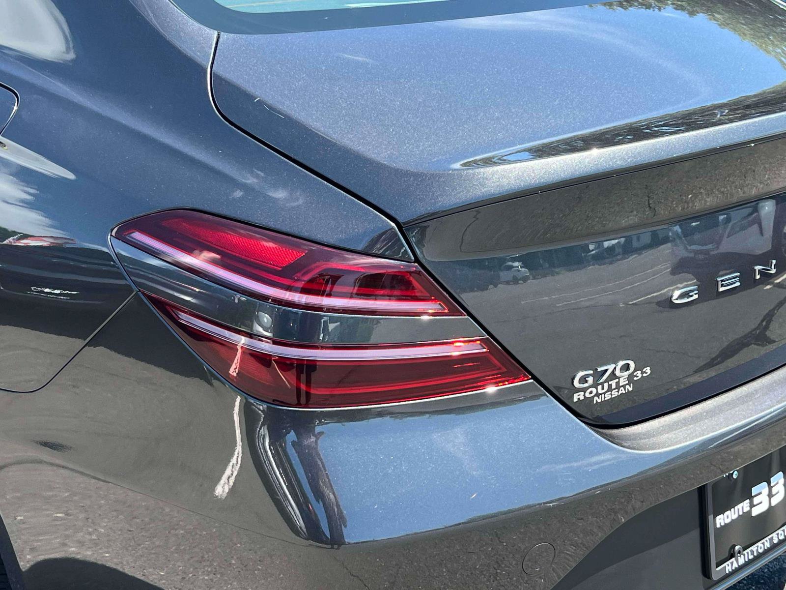Used 2025 Genesis G70 2.5T RWD image 8