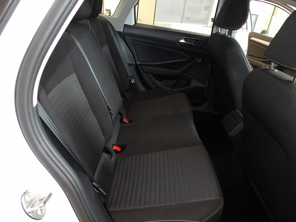 Used 2025 Volkswagen Jetta S FWD image 17