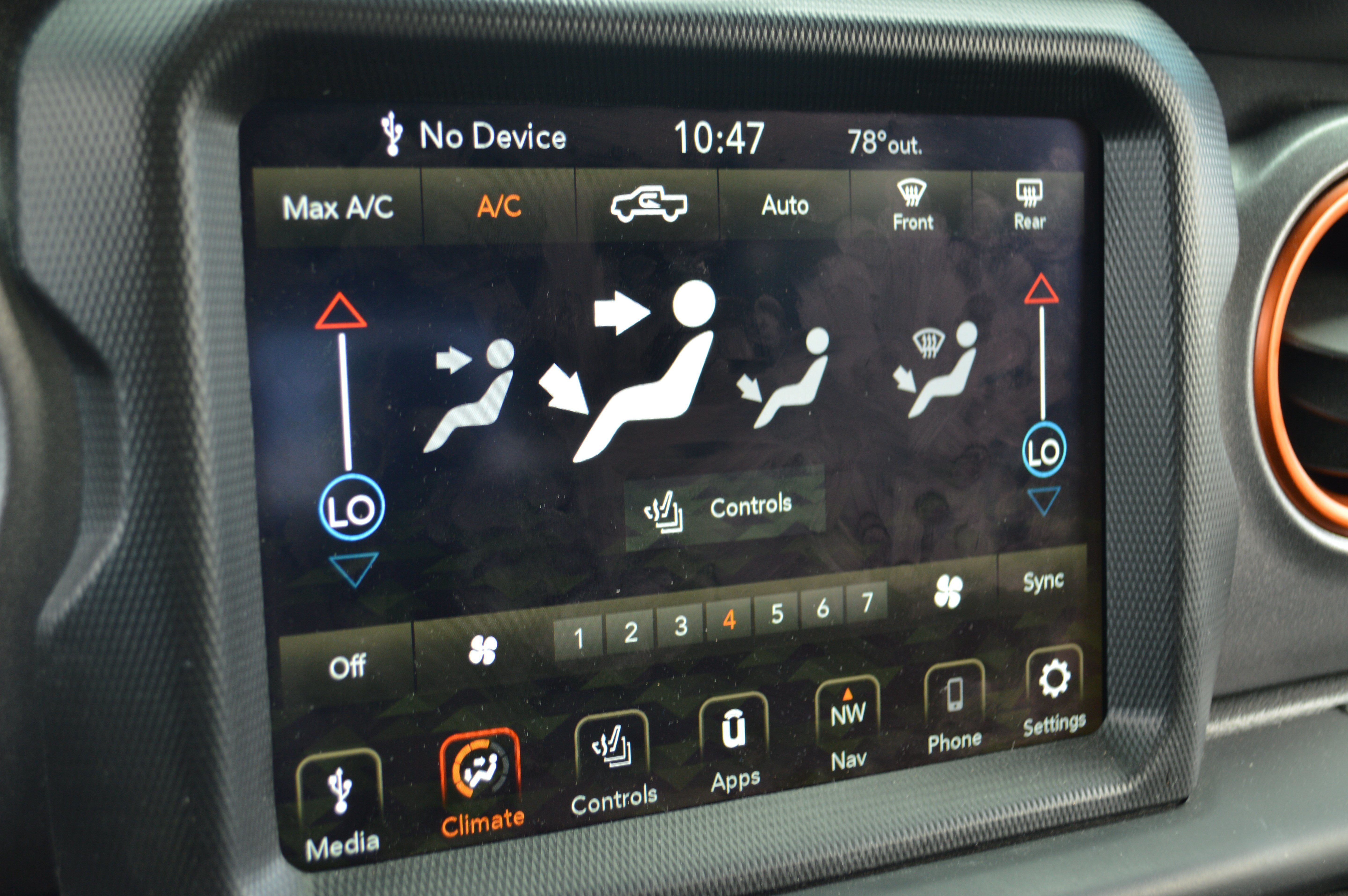 Used 2021 Jeep Gladiator Mojave AWD/4WD image 19