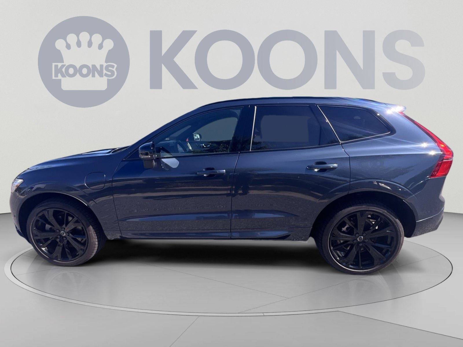 New 2026 Volvo XC60 T8 Ultra w/ Protection Package Premier AWD/4WD image 2