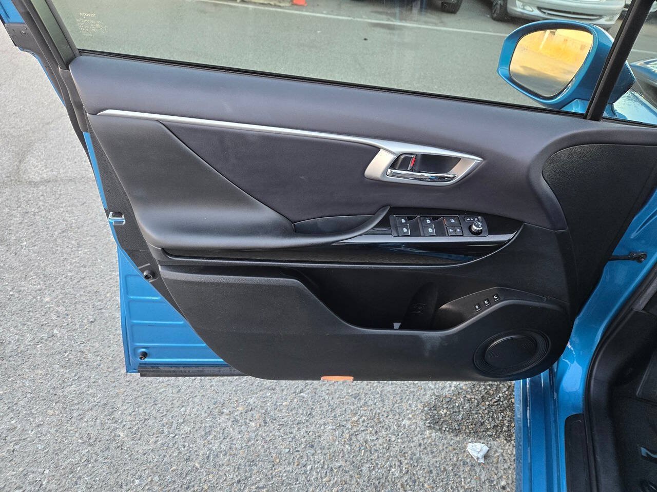 Used 2018 Toyota Mirai FWD image 19