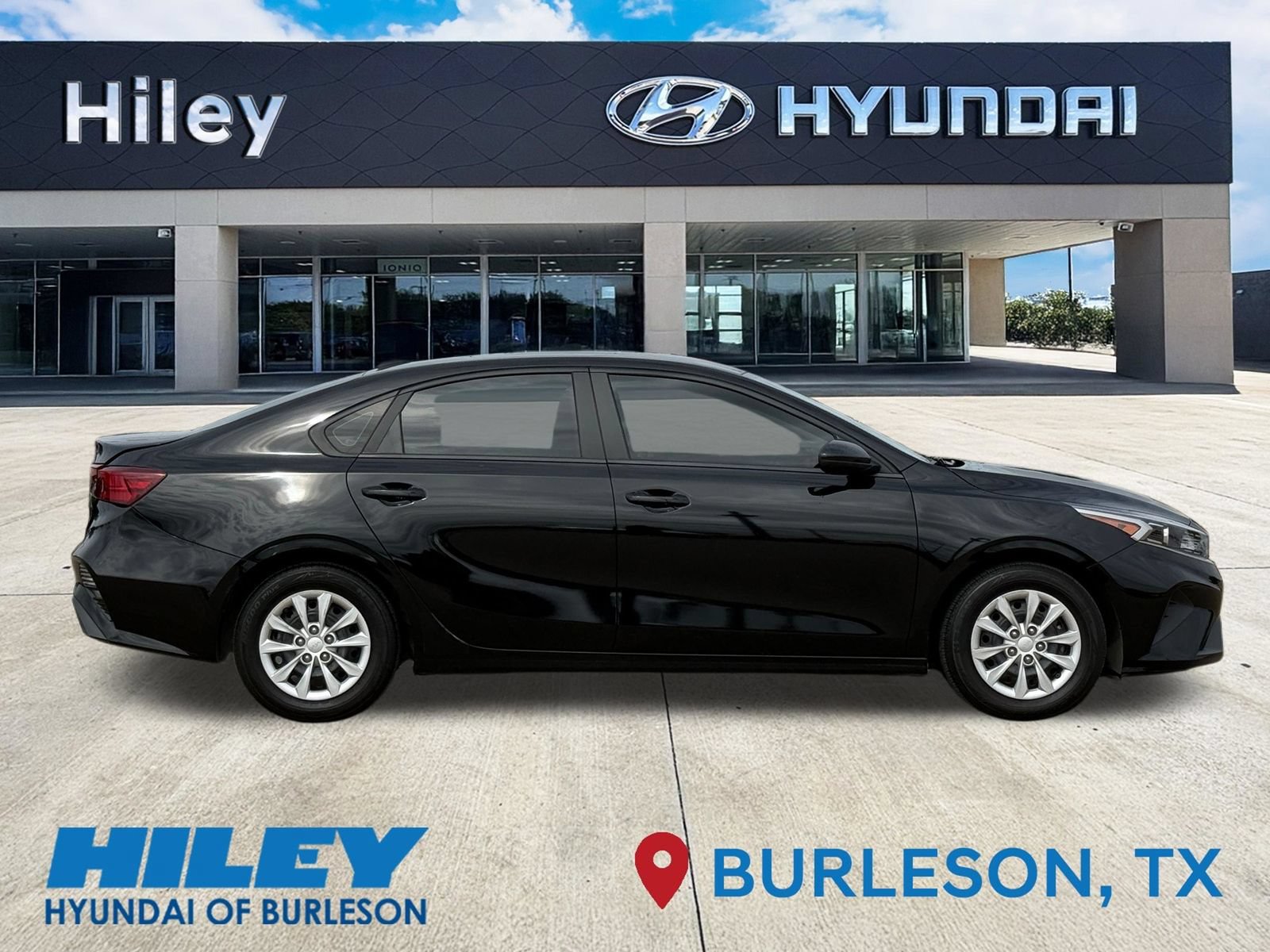 Used 2024 Kia Forte LX FWD image 3