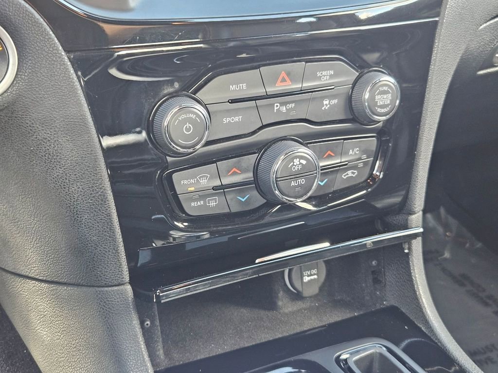 Used 2023 Chrysler 300 S image 21