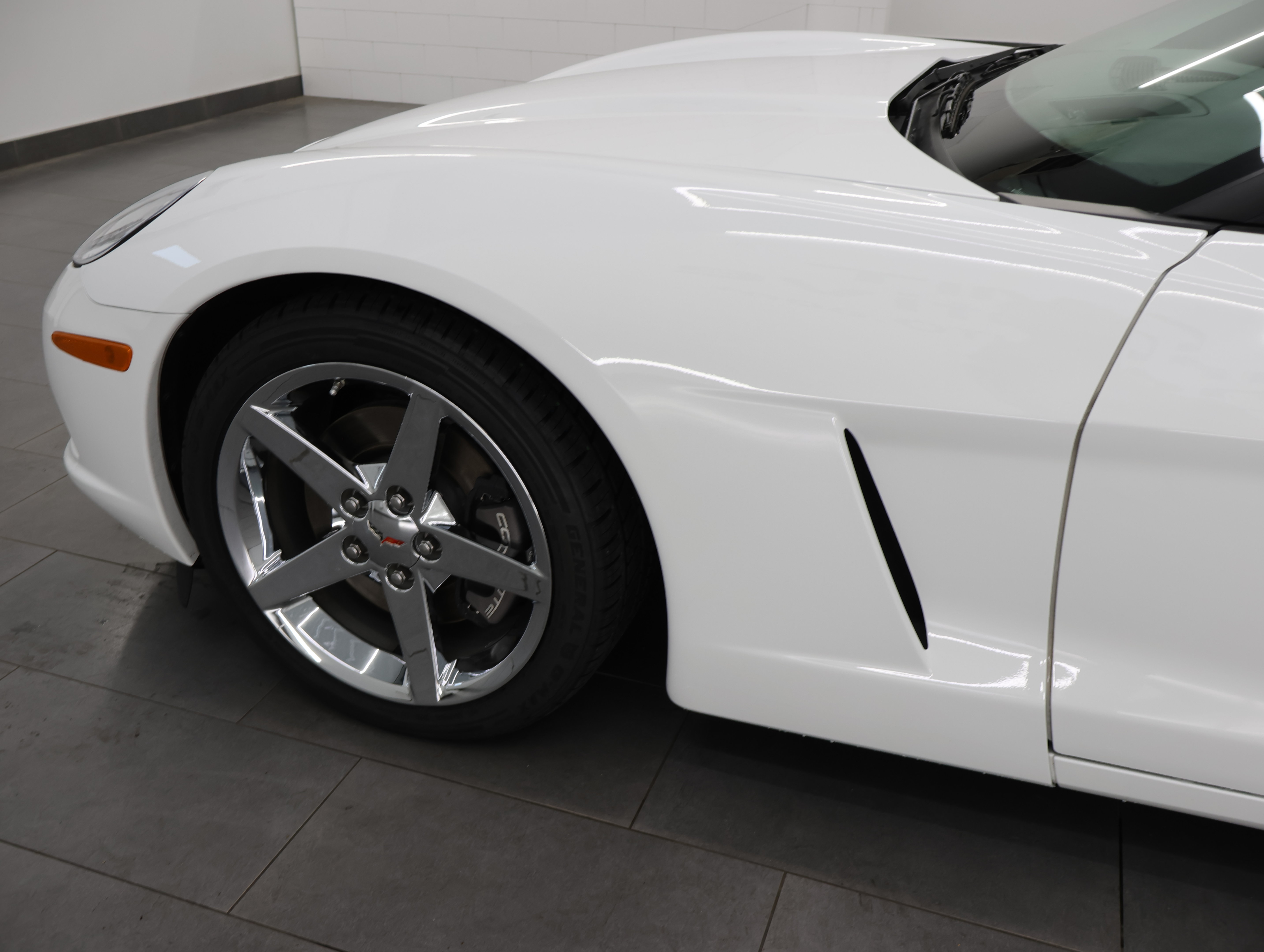Used 2007 Chevrolet Corvette Convertible w/ Preferred Equipment Group RWD image 30