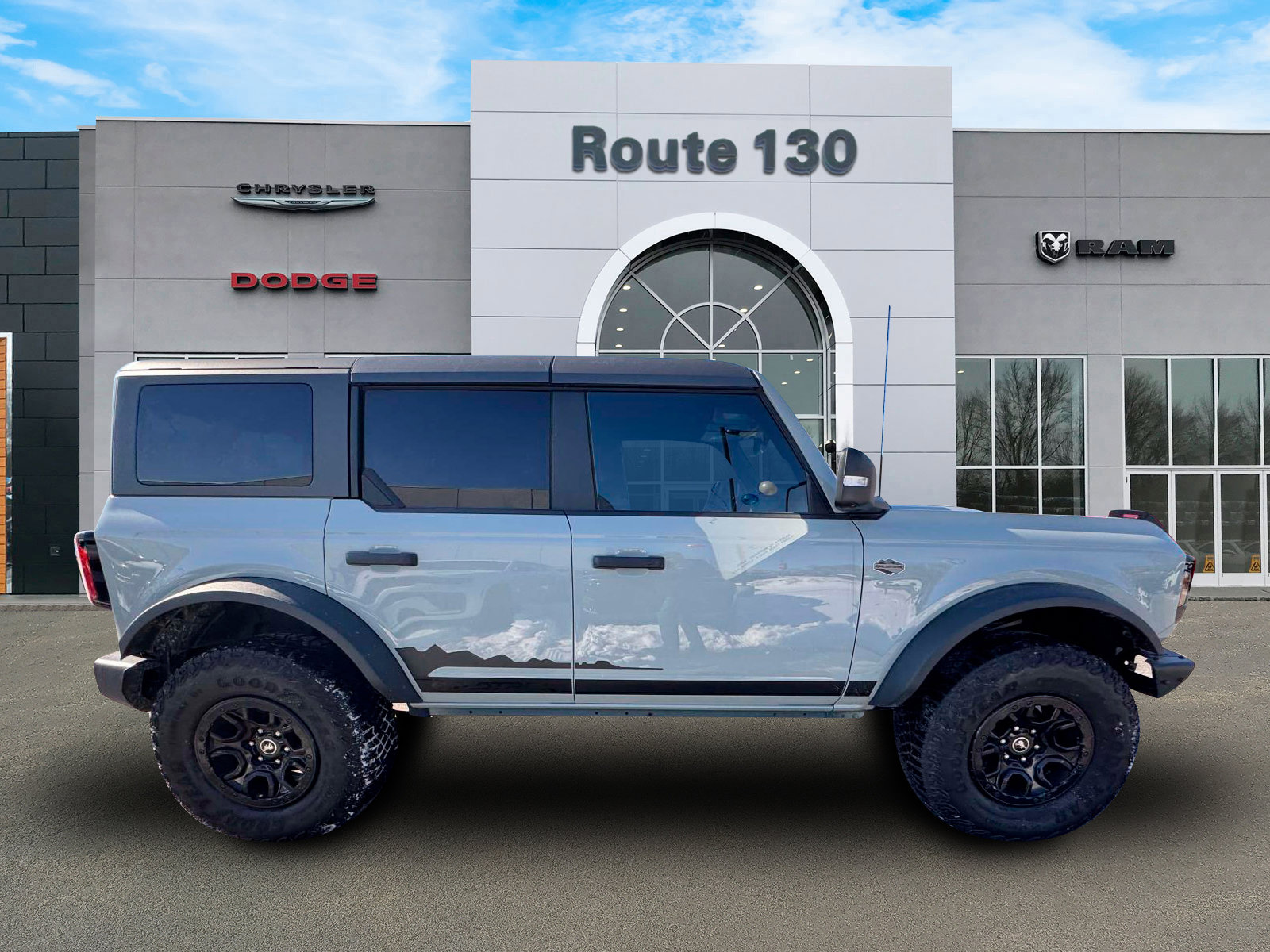 Used 2022 Ford Bronco Wildtrak AWD/4WD image 4