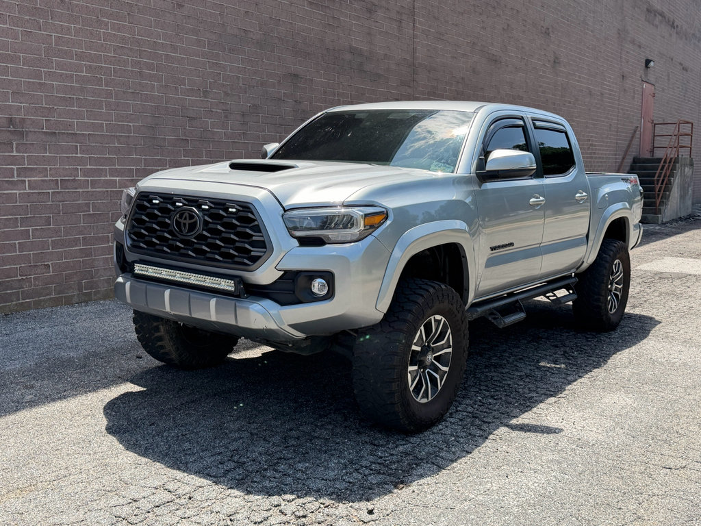 Used 2023 Toyota Tacoma TRD Sport w/ Technology Package AWD/4WD image 25