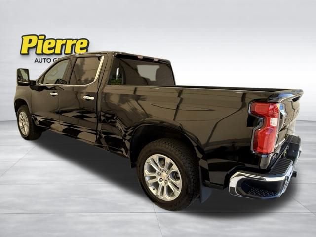 Used 2025 Chevrolet Silverado 1500 LTZ AWD/4WD image 2