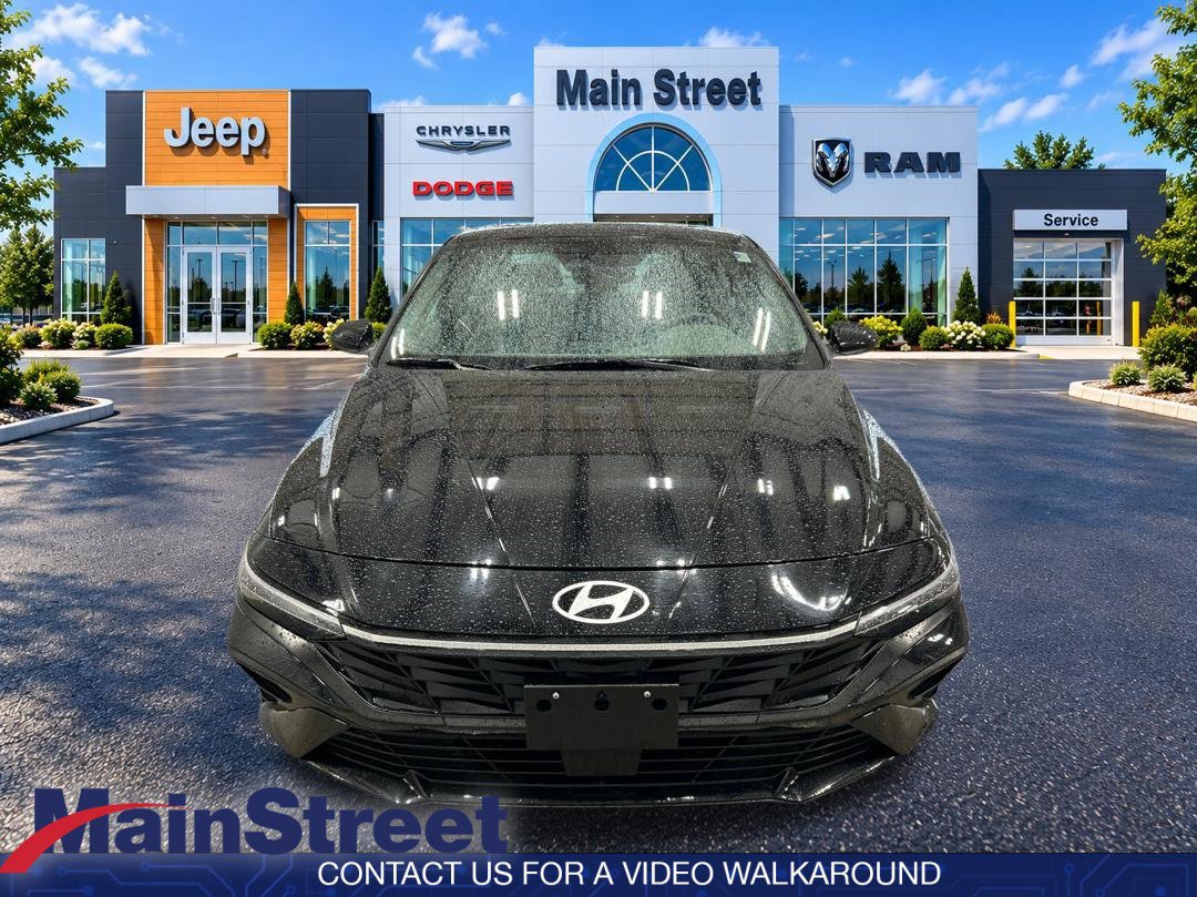 Used 2025 Hyundai Elantra SEL FWD image 8