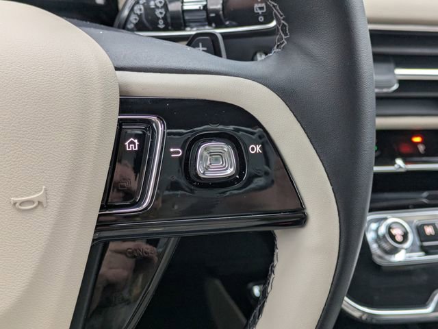 New 2026 Lincoln Corsair Premiere image 21