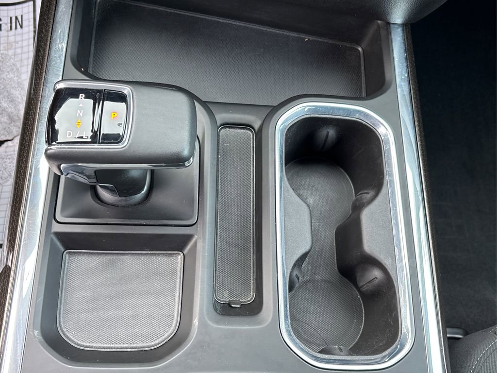 Used 2024 Chevrolet Silverado 1500 RST w/ Z71 Off-Road Package image 21