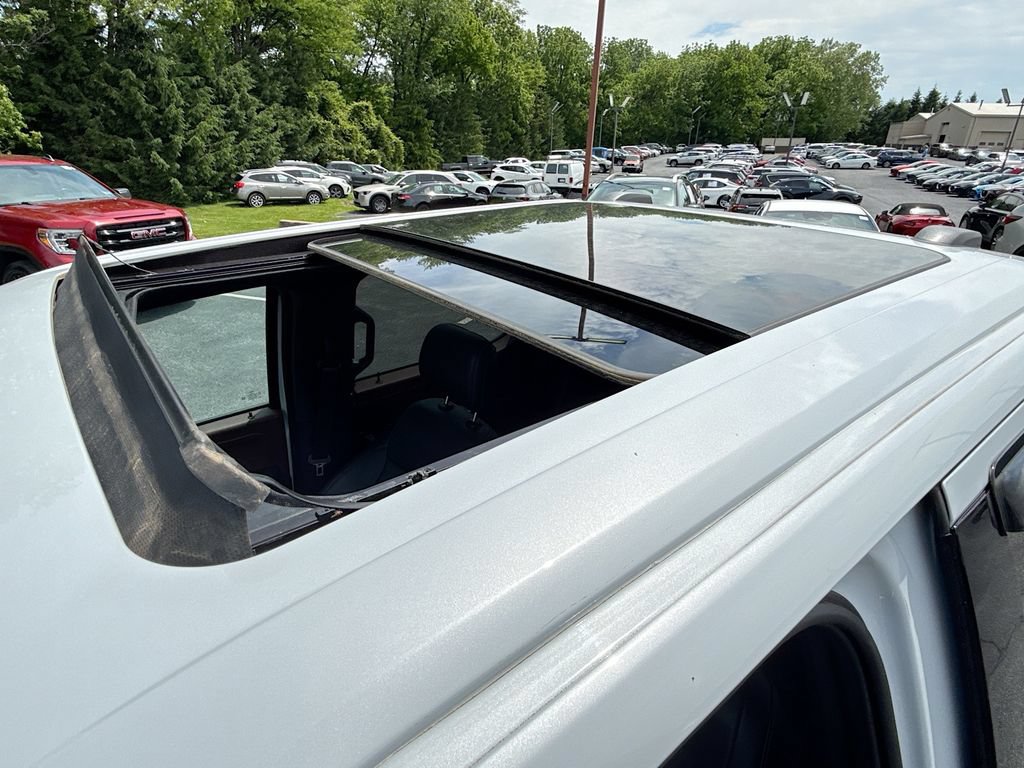 Used 2022 Ford F150 Lariat AWD/4WD image 26