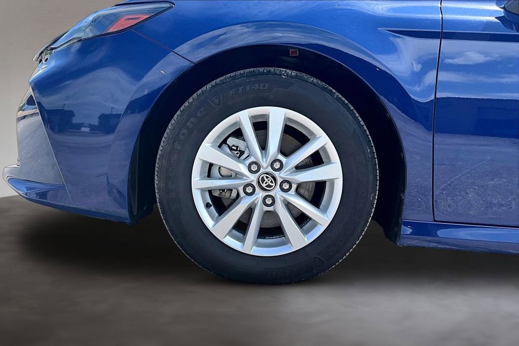 Used 2025 Toyota Camry SE FWD image 33