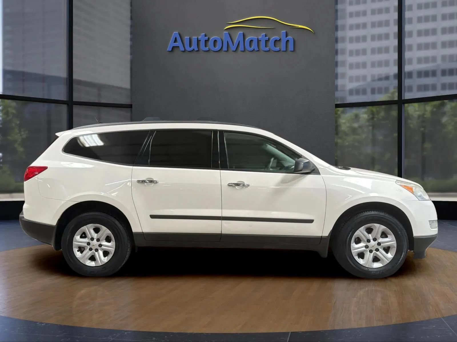 Used 2011 Chevrolet Traverse LS AWD/4WD image 12