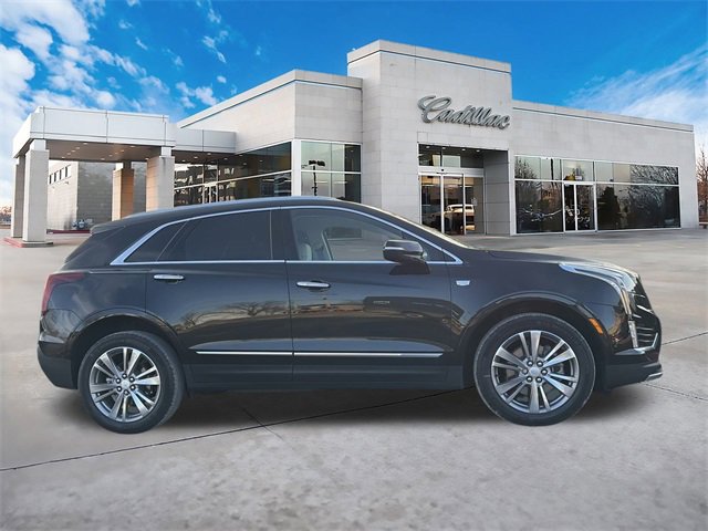 Certified 2024 Cadillac XT5 Premium Luxury w/ Technology Package image 2