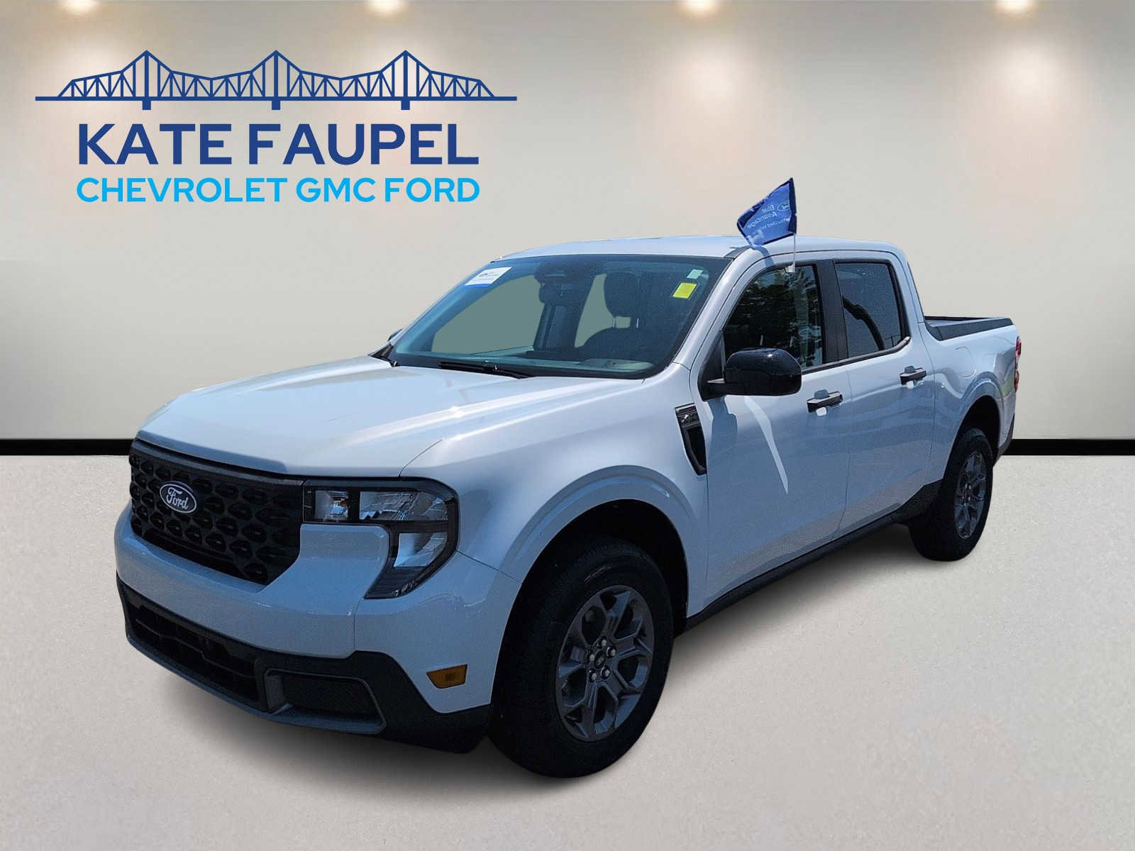 Certified 2025 Ford Maverick XLT w/ XLT Luxury Package FWD image 3