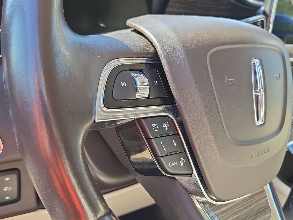 Used 2019 Lincoln Navigator Black Label image 15
