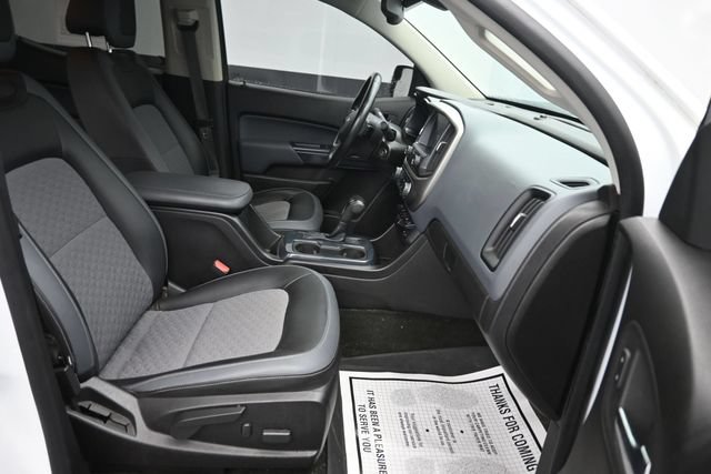 Used 2017 Chevrolet Colorado Z71 AWD/4WD image 7