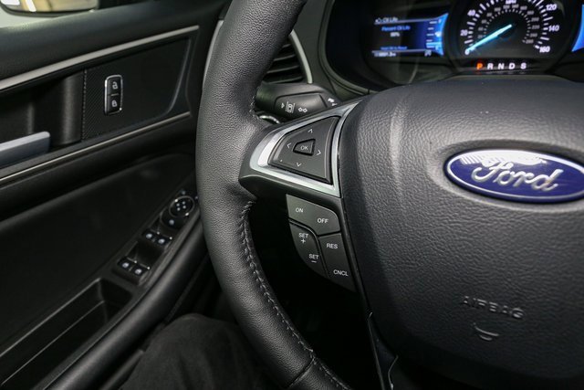 Used 2024 Ford Edge SEL w/ Convenience Package image 30