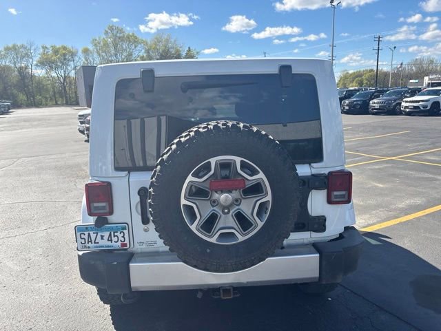 Used 2017 Jeep Wrangler Unlimited Sahara w/ Connectivity Group AWD/4WD image 7
