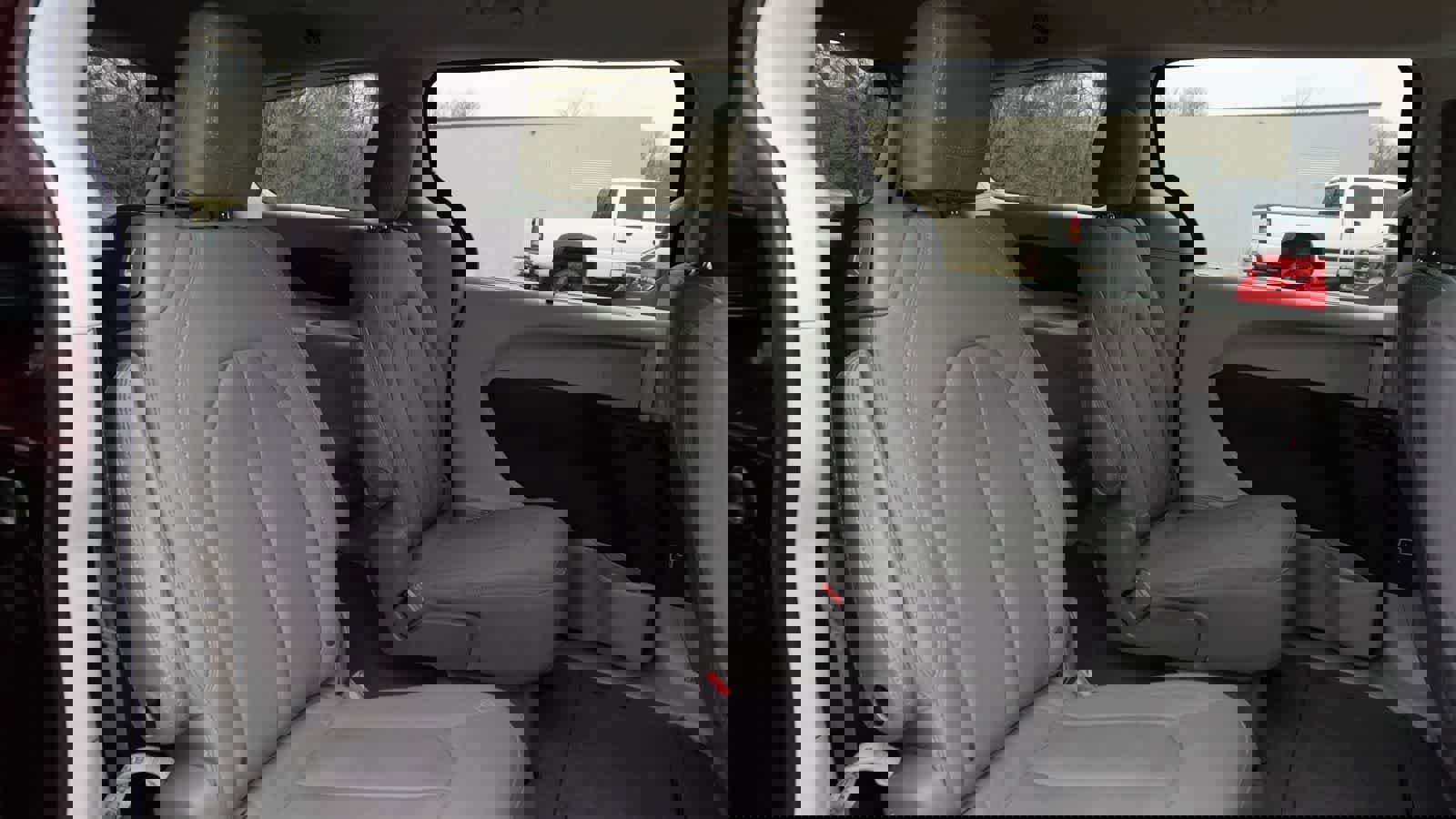 Used 2019 Chrysler Pacifica Touring Plus w/ Advanced Safetytec Group image 18