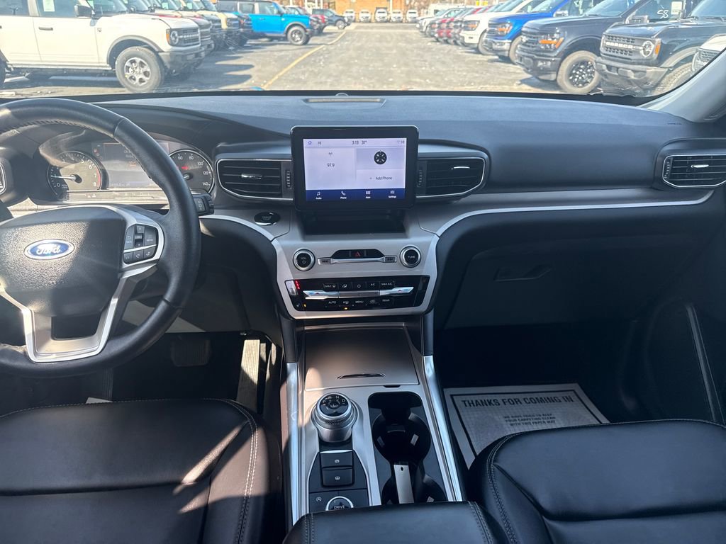 Used 2023 Ford Explorer XLT w/ Equipment Group 202A image 22