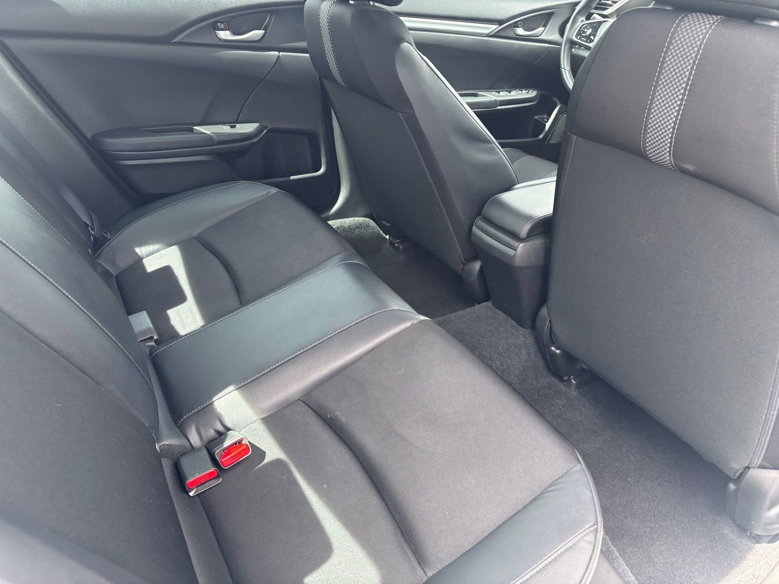 Used 2020 Honda Civic Sport image 16