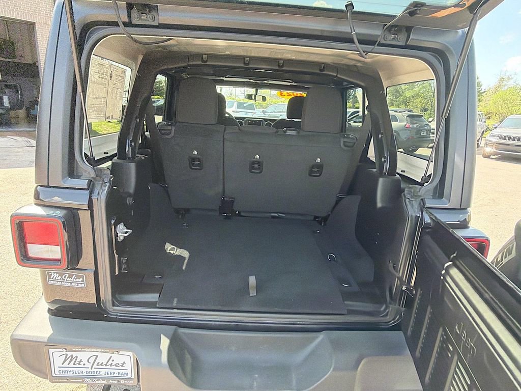 Used 2023 Jeep Wrangler Sport S image 12