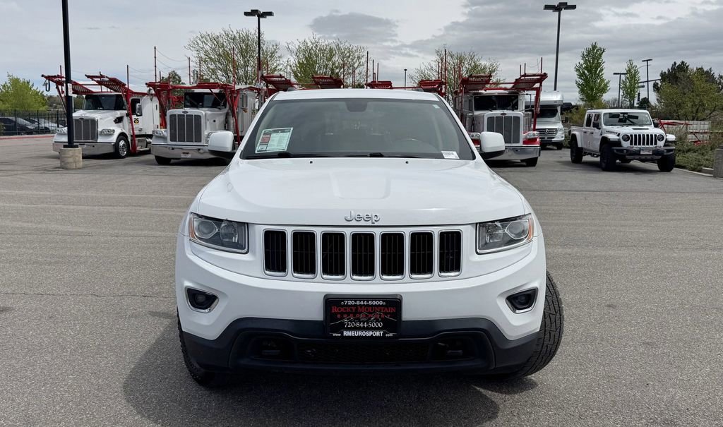Used 2015 Jeep Grand Cherokee Laredo w/ Quick Order Package 23E AWD/4WD image 3
