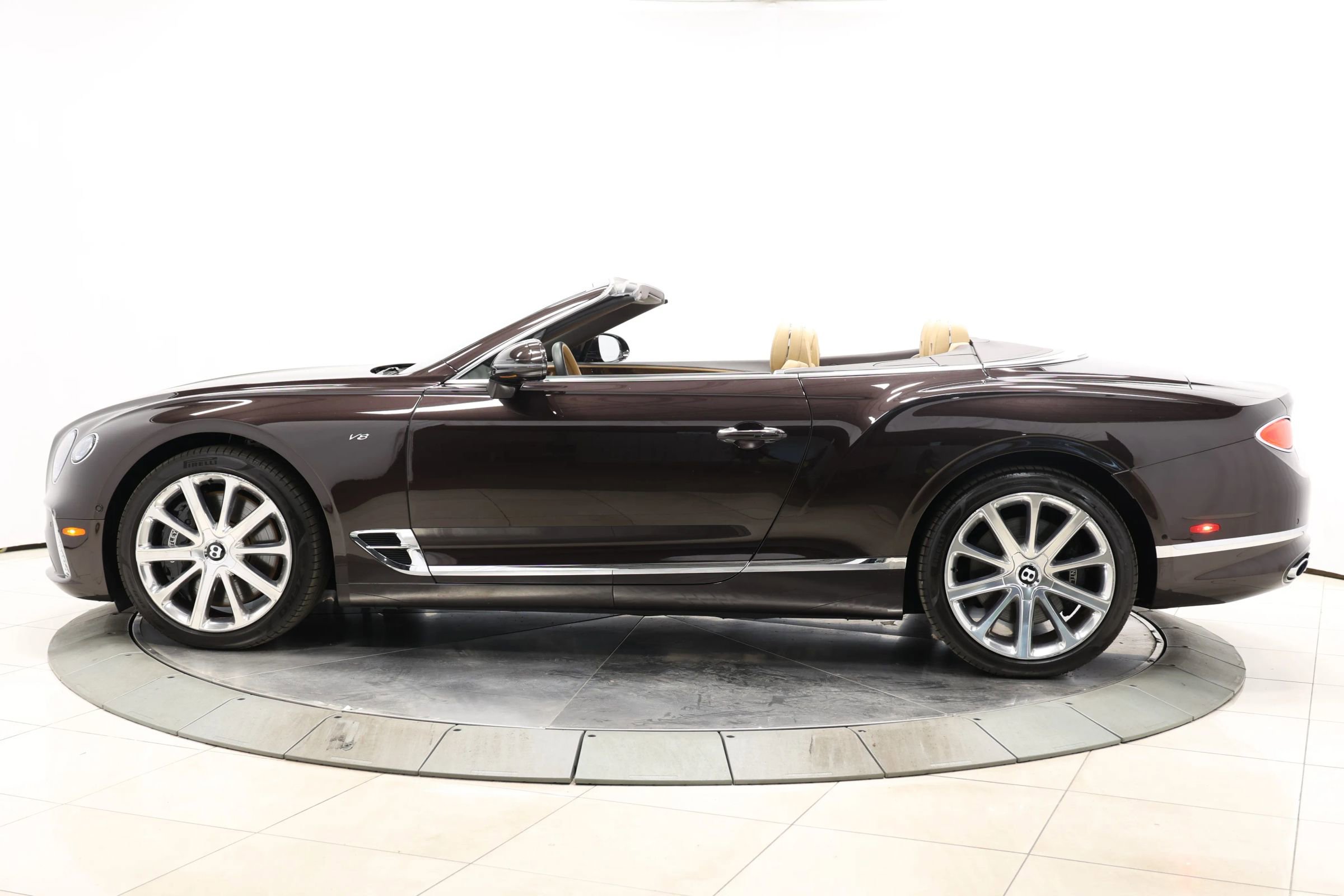 Used 2021 Bentley Continental GT image 10