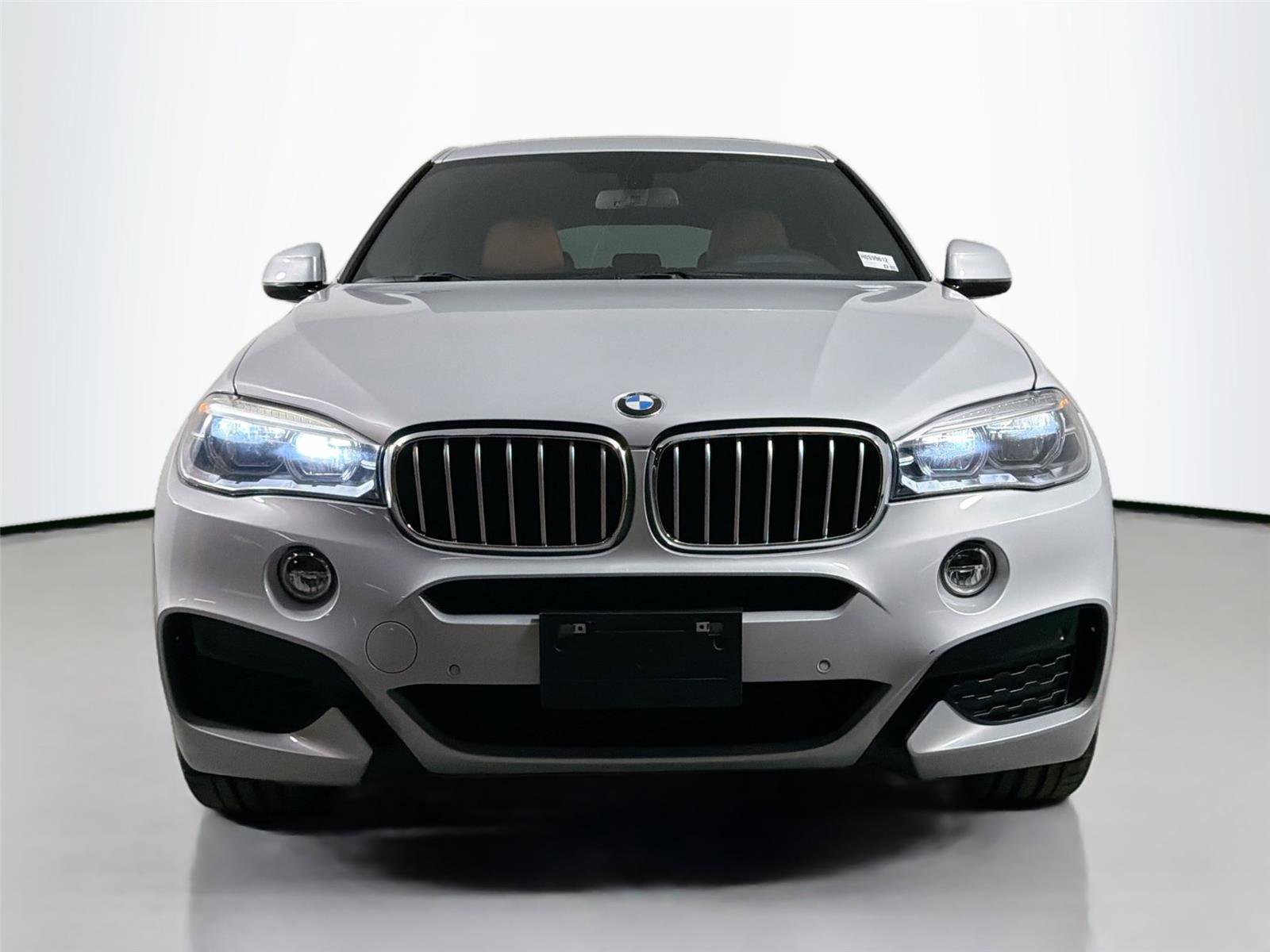 Used 2017 BMW X6 xDrive50i w/ M Sport Package AWD/4WD image 2