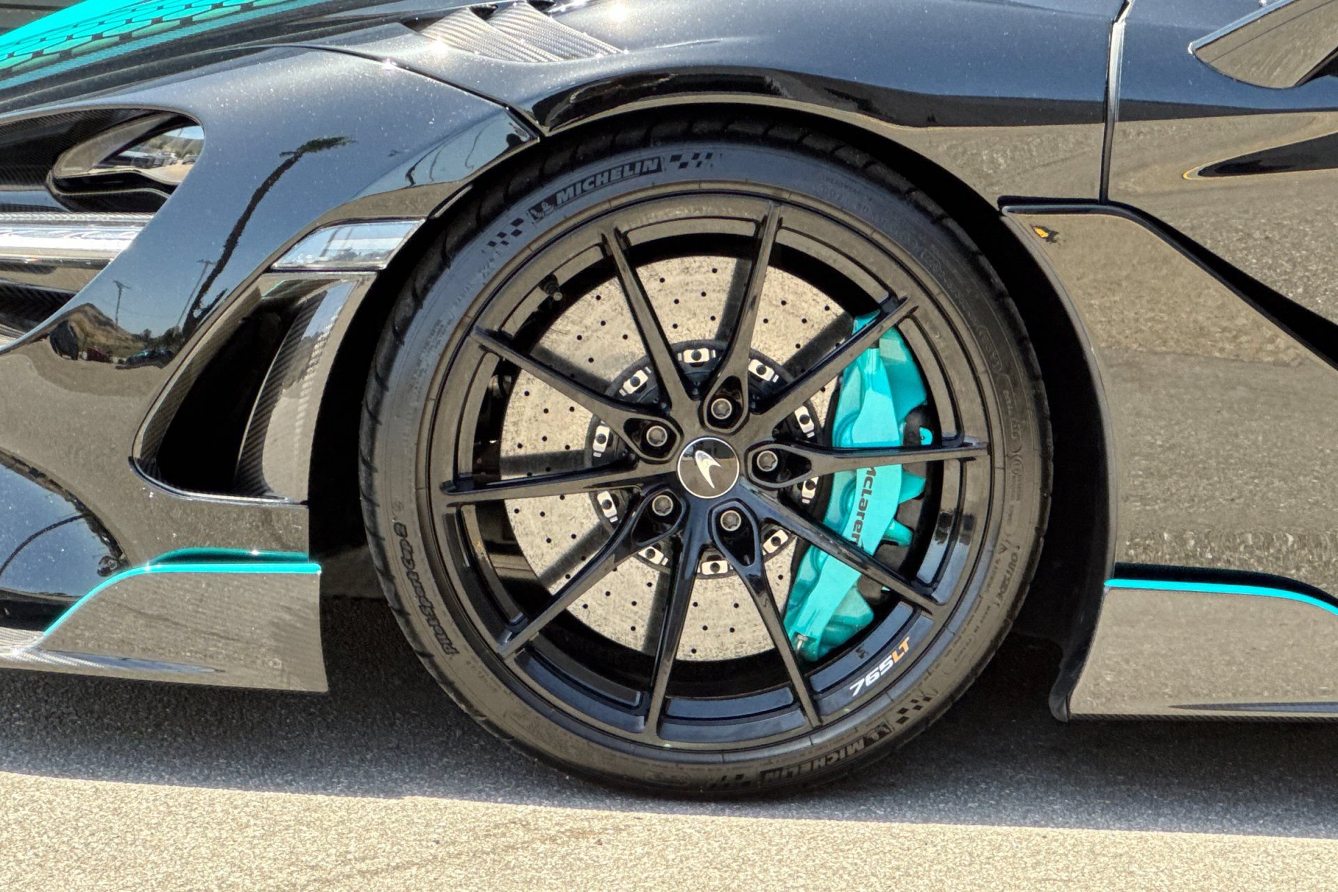 Used 2022 McLaren 765LT RWD image 42