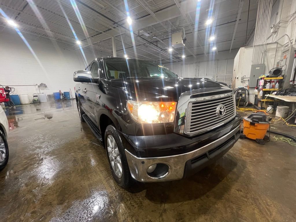 Used 2013 Toyota Tundra Platinum image 3