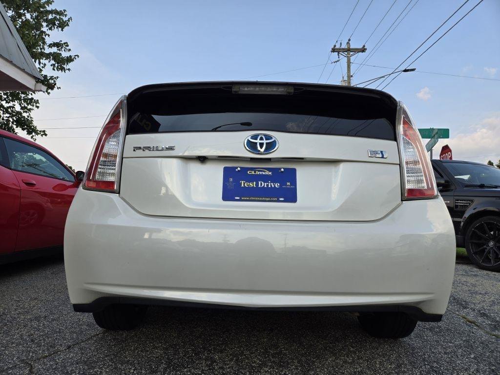 Used 2015 Toyota Prius Two FWD image 7