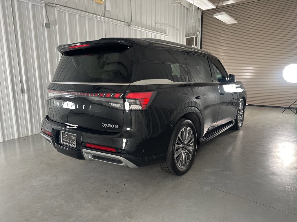 Certified 2025 INFINITI QX80 Sensory image 5