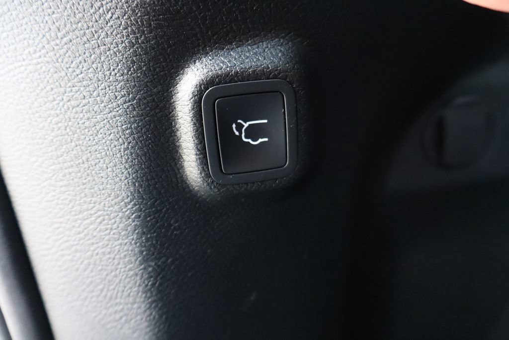 Used 2023 Jeep Cherokee Altitude Lux AWD/4WD image 27